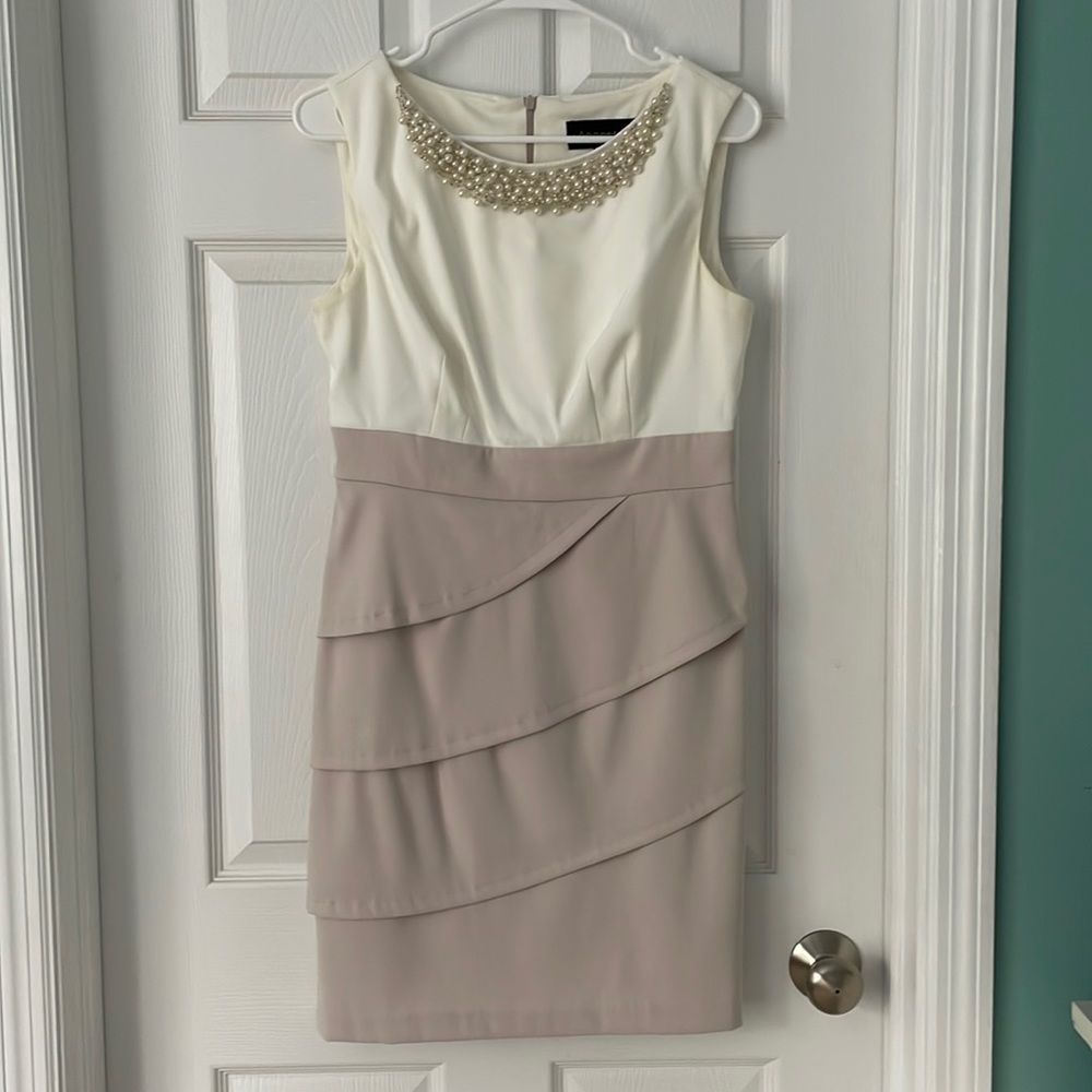 Like New- Women’s MP Elegant Fitted Dress